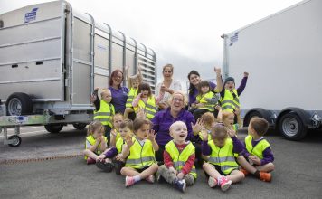 Nursery Children from Cylch Meithrin, Cynwyd at IWT in Cynwyd. Pictured are Nursery Children with Lisa Jones, Sian Roberts and Chloe Jones from Cylch Meithrin, Cynwwyd with (centre) Megan Hatton from IWT.